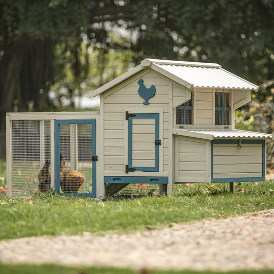 Weatherproof Outdoor Chicken Coop with  PVC roof, for 5-7 chickens.